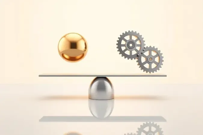 Renderização 3D de balança minimalista com esfera dourada e engrenagem metálica representando equilíbrio entre custo e benefício.
